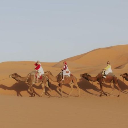 梅尔祖卡 Unique Sahara Camp酒店 外观 照片